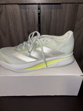 adidas Women's Running Shoe - Pale Green/White with Yellow Accent